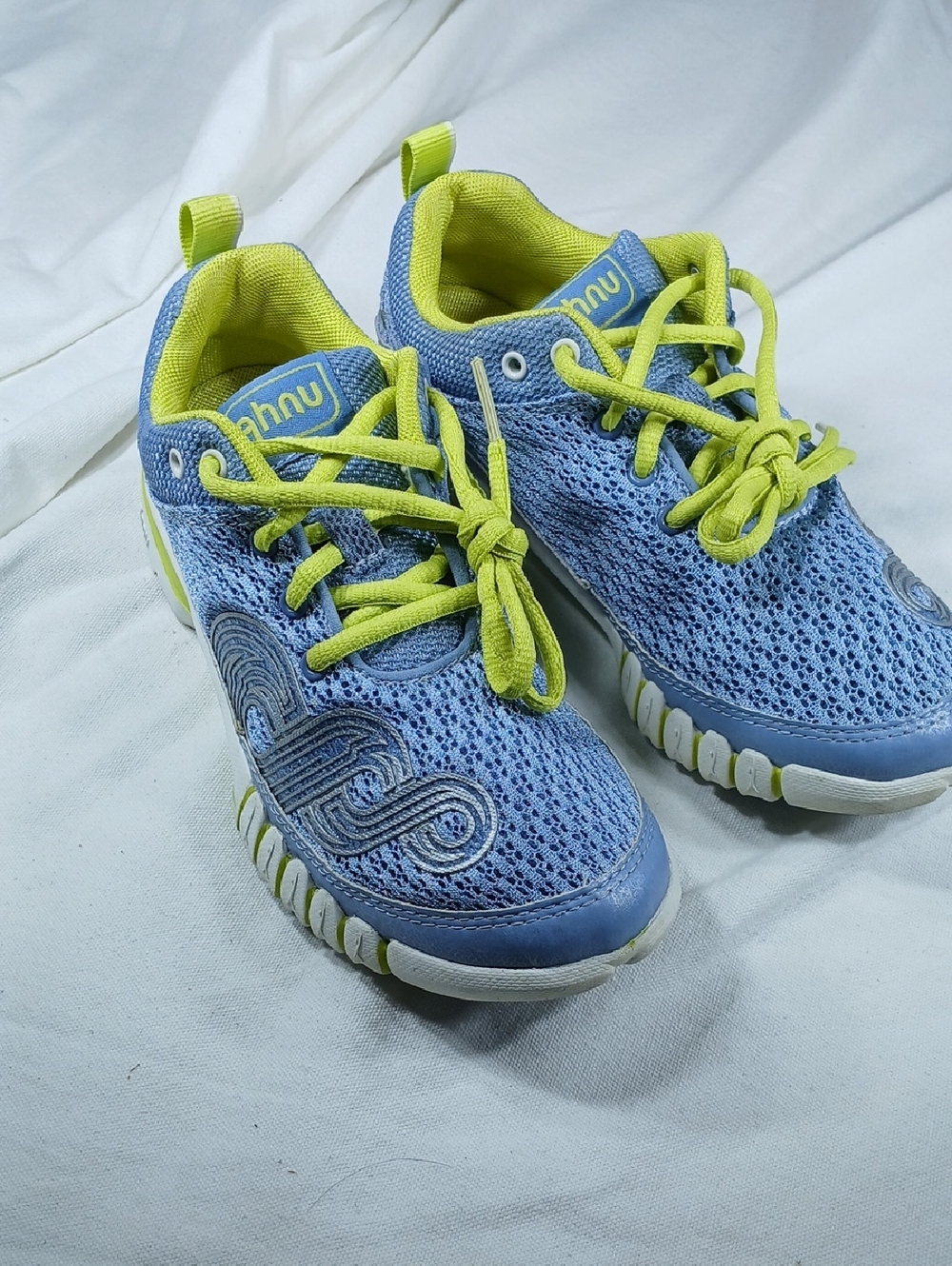 Ahnu Light blue mesh womens yoga Sneakers